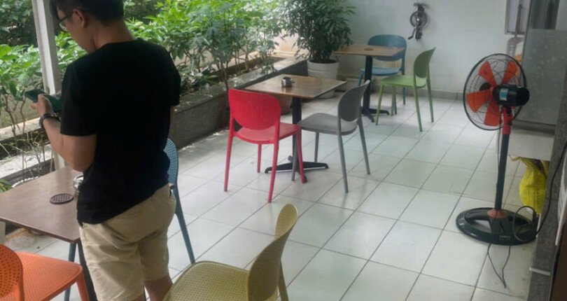 can canh san vuon can ho ban 810x430 - Giá mua bán căn hộ Ground House tầng trệt chung cư Scenic Valley 1 t10/2025