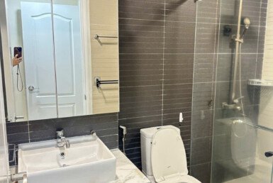 can-ho-ban-co-2-toilet-hoan-thien-day-du-thiet-bi