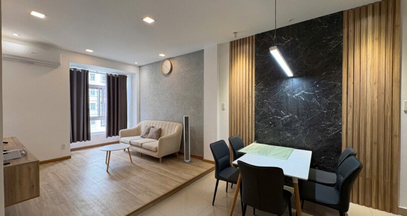 cho thue can ho sky garden 2 6 810x430 - Cho thuê căn hộ Sky Garden 1. DT 81m2 Nhà đẹp- Tone sáng hiện đại- thiết kế 2 Phòng ngủ-2wc- Rất thoáng- Giá 18 Triệu/Tháng