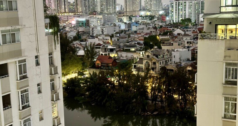 cho thue can ho sky garden 3 13 3 810x430 - Cho thuê căn góc Sky Garden 3. DT 74m2 Lầu cao- Nội thất đầy đủ- 2 phòng-2wc- View sông- Giá 18 Triệu/Tháng
