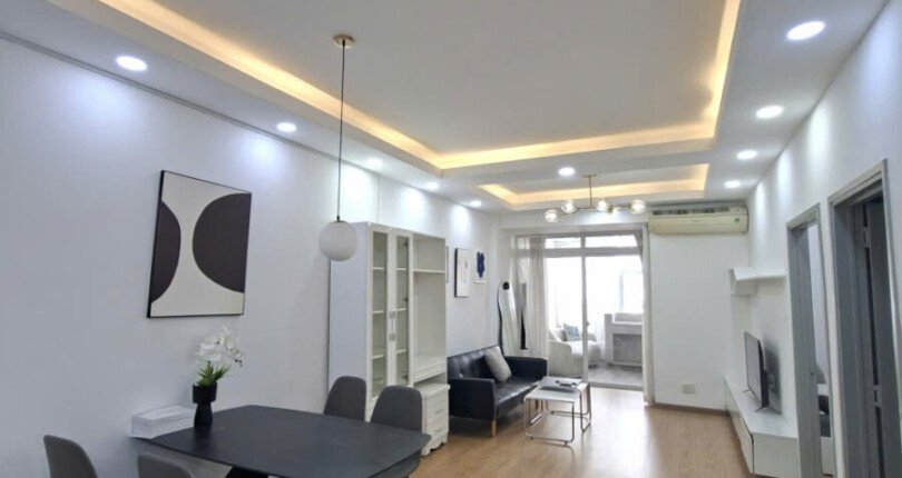 cho thue can hp skly garden 3 5 810x430 - Cho thuê căn hộ sân vườn Sky Garden 3. DT 100m2 Nhà có 2 phòng ngủ-2wc- 1 phòng đa năng- Nội thất đầy đủ- Giá 20 triệu/tháng