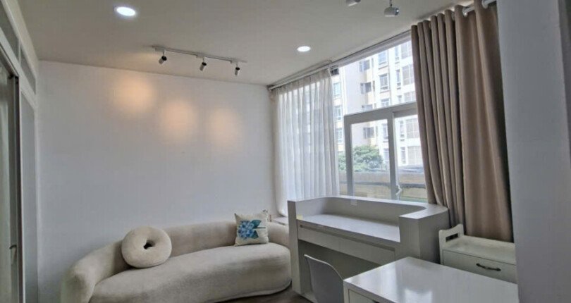 cho thue can hp skly garden 3 6 810x430 - Cho thuê căn hộ sân vườn Sky Garden 3. DT 100m2 Nhà có 2 phòng ngủ-2wc- 1 phòng đa năng- Nội thất đầy đủ- Giá 20 triệu/tháng