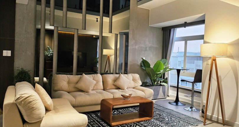 cho thue penthouse sky gaeden 3 14 810x430 - Cho thuê nhanh Penthouse Sky Garden 3. DT 260m2 Thiết kế 3 tầng- 3 phòng ngủ-2wc- Nội thất cao cấp- Giá thuê 1.900 USD/Tháng