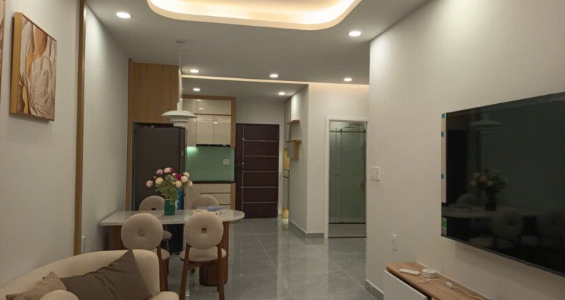 gen h z7008015573837 123d815a54a3354406c0b390de5b00db 810x430 - Bán nhanh căn hộ Sky Garden 3. DT 56m2 Nhà đẹp- Nội thất mới 100%- 2 Phòng-1wc- Lầu cao- Giá 4.550 Tỷ