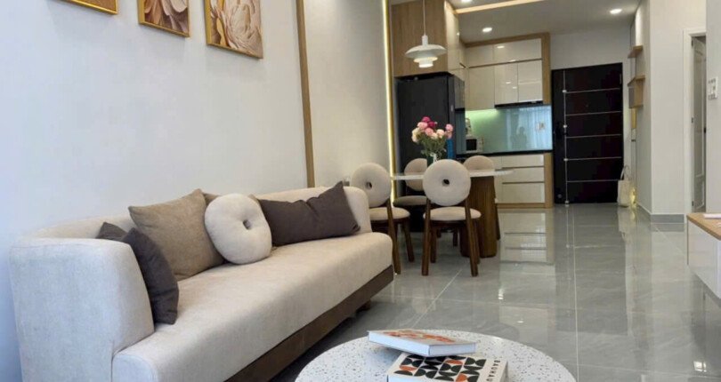 gen h z7008015582859 b3e7c48178ce3bb602c157fe67fc1094 810x430 - Bán nhanh căn hộ Sky Garden 3. DT 56m2 Nhà đẹp- Nội thất mới 100%- 2 Phòng-1wc- Lầu cao- Giá 4.550 Tỷ
