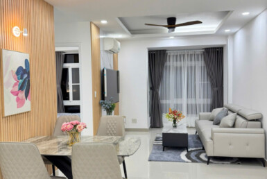hinh anh phong khach can ho can cho thue gap 385x258 - Bán căn hộ 72m2, chung cư Sky Garden 3, 03pn, giá 6.5 tỷ, nhà đang có HDT 20tr/tháng, đầy đủ nội thất.