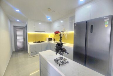 khong-gian-bep-rong-rai