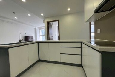 khong-gian-bep-rong-rai