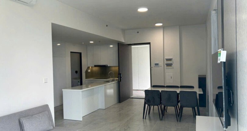 khong gian phong an va bep 2 810x430 - Bán gấp căn hộ 3pn chung cư Cardinal Court nội thất đầy đủ giá 13,5 tỷ