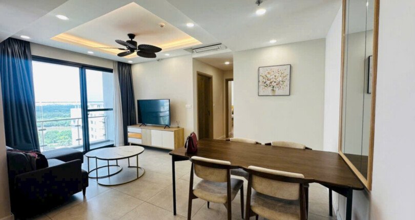 khong gian phong khach va phong an can ho ban 810x430 - Giá mua bán căn hộ 2pn chung cư The Antonia Phường Tân Mỹ T10/2025