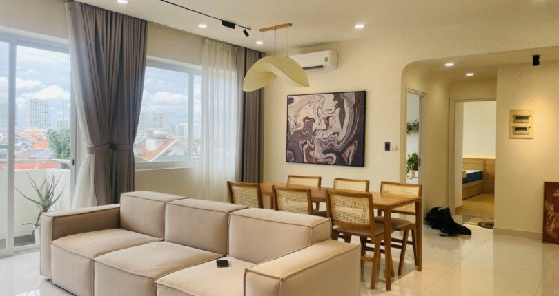 phong an can ho ban 810x430 - Bán căn hộ chung cư Grand View, 118m2, 03pn, giá 11 tỷ, nội thất đầy đủ, nhà đang có hợp đồng thuê.