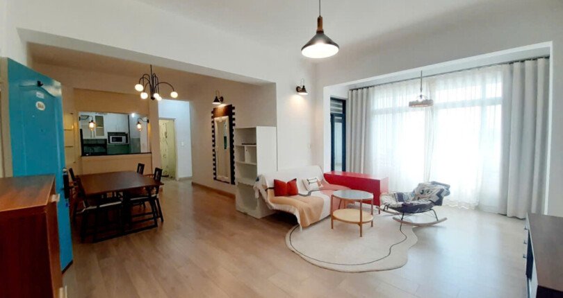 phong khach can ho ban 17 810x430 - Giá mua bán căn hộ 3pn tòa B chung cư Park View phường Tân Hưng T10/2025