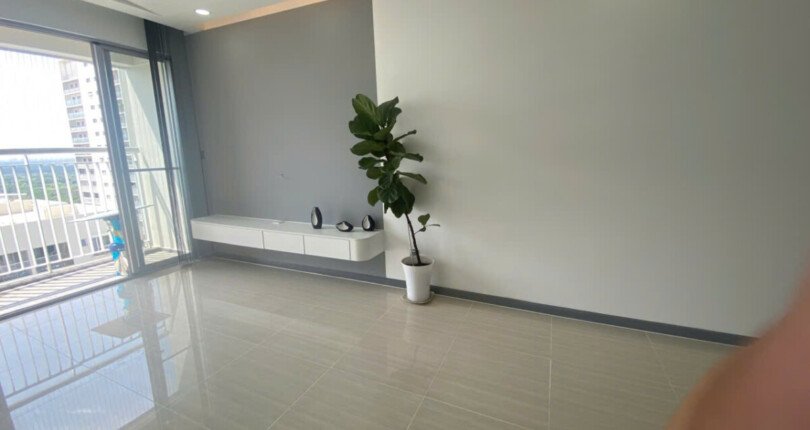 phong khach can ho ban 26 810x430 - Bán căn hộ 80m2, chung cư Scenic Valley 1, 02pn, giá 7.3 tỷ, nội thất đầy đủ, xem nhà dễ.