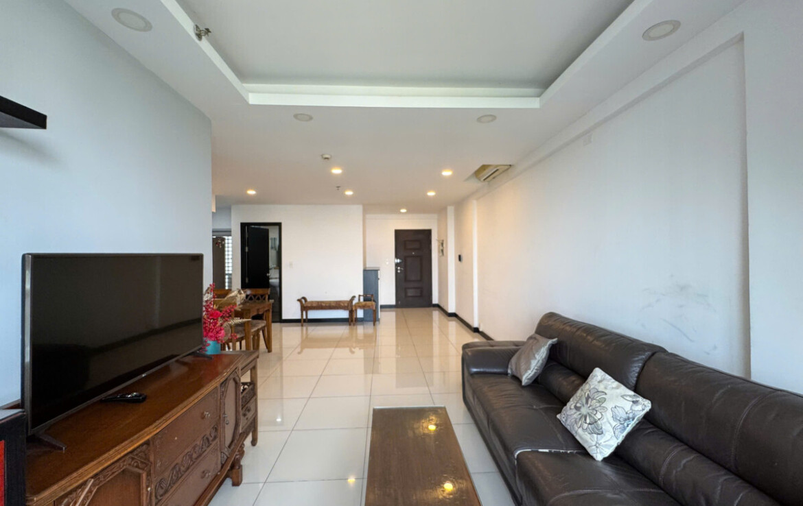 phong khach can ho ban 27 1170x738 - Bán căn hộ 77m2 chung cư Scenic Valley 1, giá 7.1 tỷ, nội thất đầy đủ, xem nhà dễ.