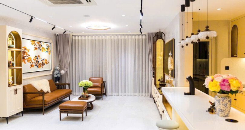 phong khach can ho ban 55 810x430 - Giá mua bán căn hộ 3pn tòa C chung cư Riverpark Residence phường Tân Hưng T11/2025