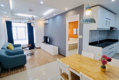 phong khach can ho can ban 4 385x258 - Cho thuê căn hộ chung cư Sky Garden 3, 68m2, giá 15tr/tháng, nội thất đầy đủ, xem nhà dễ.