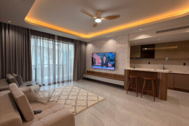 phong khach can ho cho thue 2 385x258 - Giá cho thuê căn hộ 3pn tòa C chung cư Riverpark Residence phường Tân Hưng T10/2025