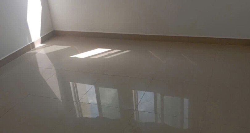 phong ngu can ho ban 5 810x430 - Giá mua căn hộ 3pn tòa A chung cư Cảnh Viên 1 phường Tân Mỹ T10/2025