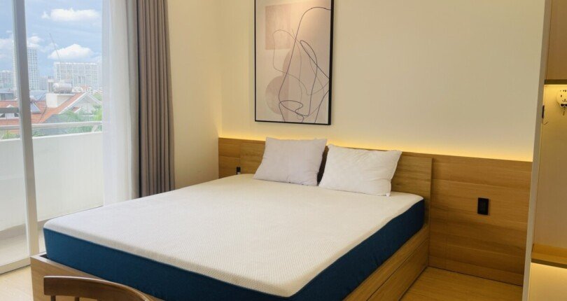 phong ngu can ho can ban 21 810x430 - Bán căn hộ chung cư Grand View, 118m2, 03pn, giá 11,2 tỷ, nội thất đầy đủ, nhà đang có hợp đồng thuê.