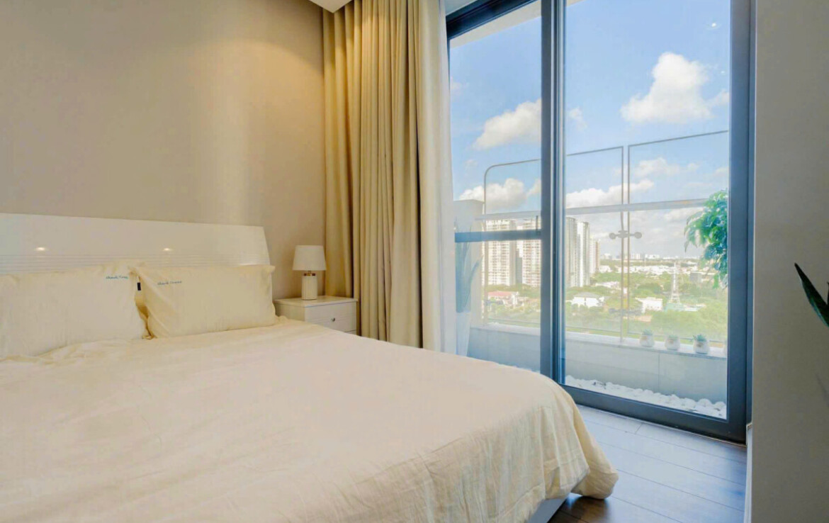 phong ngu lon co view lien ke song 1170x738 - Giá mua bán căn hộ 04 tòa C view sông chung cư Riverpark Premier phường Tân Hưng T10/2025
