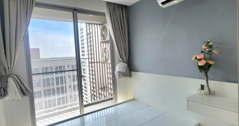 phong ngu nho 8 810x430 - Chủ gửi bán gấp căn hộ 3pn tòa D chung cư Scenic Valley 1 giá 9,7 tỷ