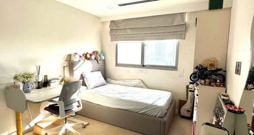 phong ngu thu 3 2 810x430 - Giá mua bán căn hộ 3pn chung cư Green Valley Phú Mỹ Hưng phường Tân Mỹ t10/2025