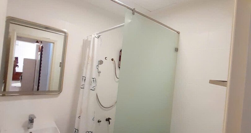 phong tam can ho 810x430 - Giá mua bán căn hộ 3pn tòa B chung cư Park View phường Tân Hưng T10/2025