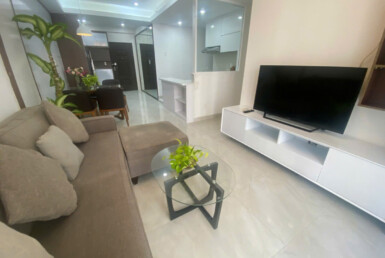 phongg khach can ho ban 385x258 - Bán căn hộ 02pn chung cư Scenic Valey 1, giá 6.5 tỷ, đầy đủ nội thất, xem nhà dễ.