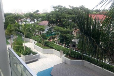 view-tu-ban-cong-can-ho-ban