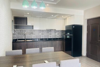 ban-can-ho-happy valley (2)