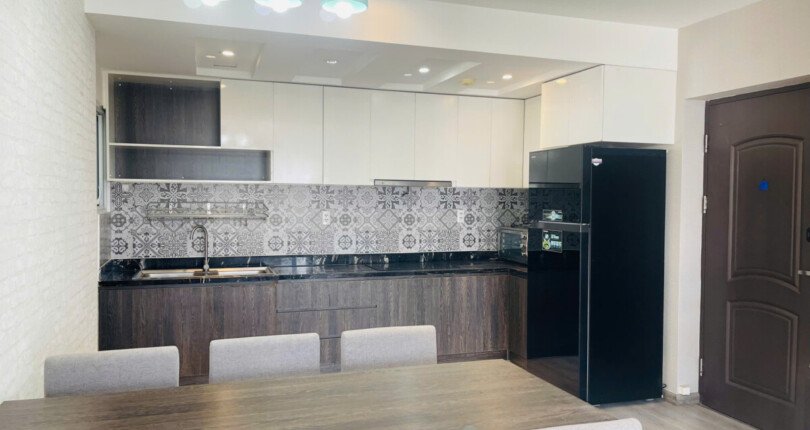 ban can ho happy valley 2 1 810x430 - Bán căn hộ Happy Valley. DT 100m2 Thiết kế 3 Phòng-2wc- Nội thất như hình- Lầu cao View quận 1. Giá bán 9.4 Tỷ