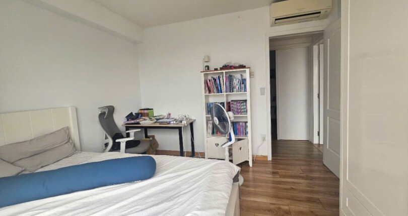 ban can ho happy valley 7 810x430 - Bán căn hộ Happy Valley. DT 135m2 Thiết kế 3 Phòng-2wc- Nội thất đầy đủ- Đang cho thuê 31 triệu/tháng. Giá bán 11.6 Tỷ