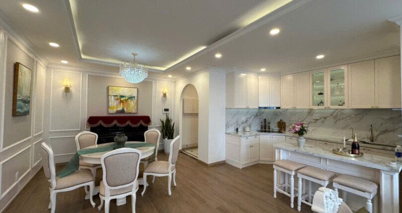 ban can ho riverpark residences 14 810x430 - Bán căn hộ Riverpark Residences. DT 127m2 Nhà đẹp Nội thất mới 100%- thiết kế 3 Phòng-2wc- Giá bán 15 Tỷ