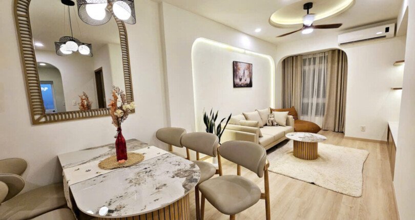 ban can ho sky garden 2 1 3 810x430 - Bán căn hộ Sky Garden 2. DT 71m2 Thiết kế 2 Phòng-2wc- Nội thất mới 100%- Lầu cao- view nam- Giá 5.490 Tỷ