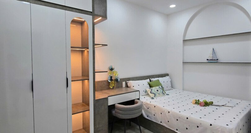 ban can ho sky garden 2 2 810x430 - Bán nhanh căn hộ đẹp tại Sky Garden 2. DT 81m2 Thiết kế 3 Phòng ngủ-2wc- Nội thất mới 100%- Lầu cao- Giá 5.790 Tỷ