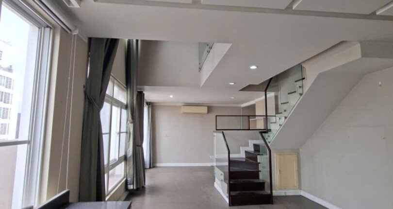 ban can penthouse sky garden 3 11 810x430 - Cần bán căn hộ Penthouse Sky Garden 3. DT 175m2- Có 2 sân. Nhà bán như hiện trạng tiện decor theo ý thích- Giá 9.750 Tỷ