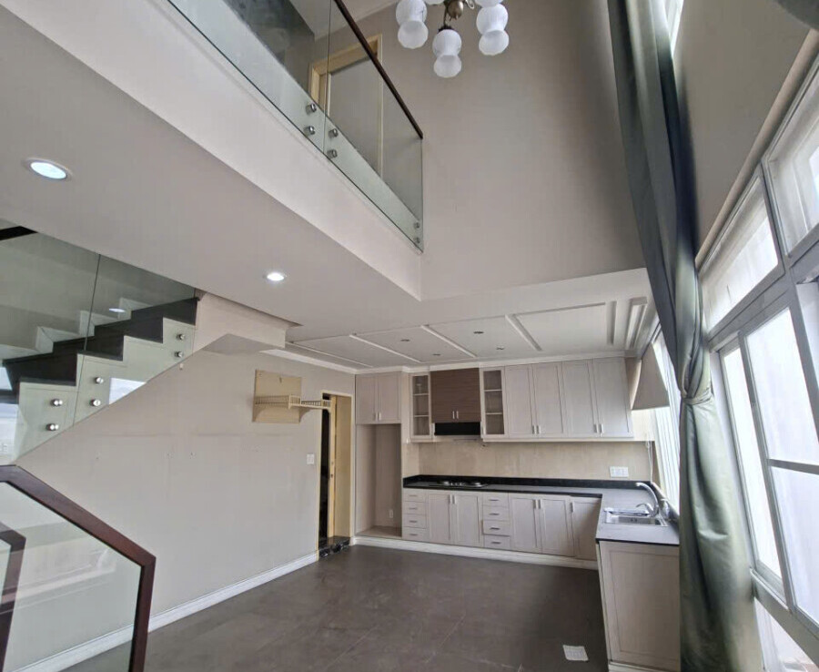 ban can penthouse sky garden 3 6 900x738 - Cần bán căn hộ Penthouse Sky Garden 3. DT 175m2- Có 2 sân. Nhà bán như hiện trạng tiện decor theo ý thích- Giá 9.750 Tỷ