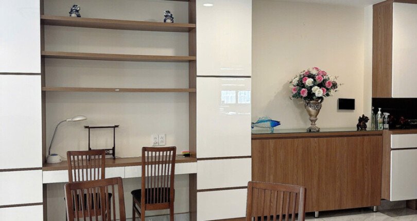 bep can ho ban 10 810x430 - Cho thuê căn hộ 117m2, chung cư Scenic Valley 1, 02pn, giá 1.500usd/tháng, nội thất cao cấp.