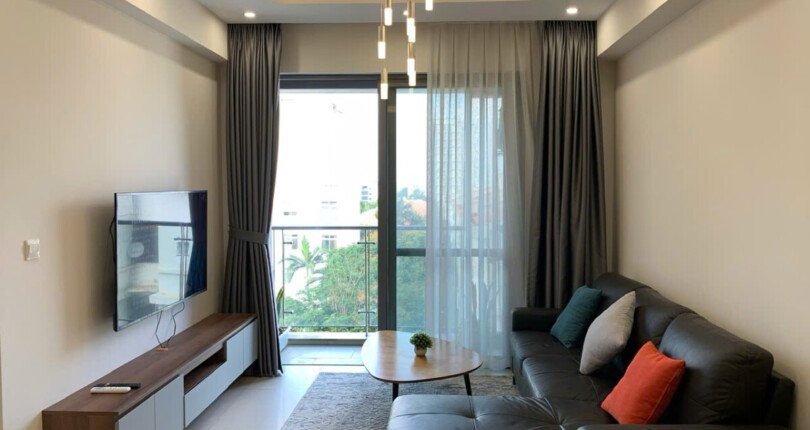 can canh phong khach can ho ban 3 810x430 - Giá mua bán căn hộ 2pn tòa B chung cư Urban Hill phường Tân Hưng T11/2025