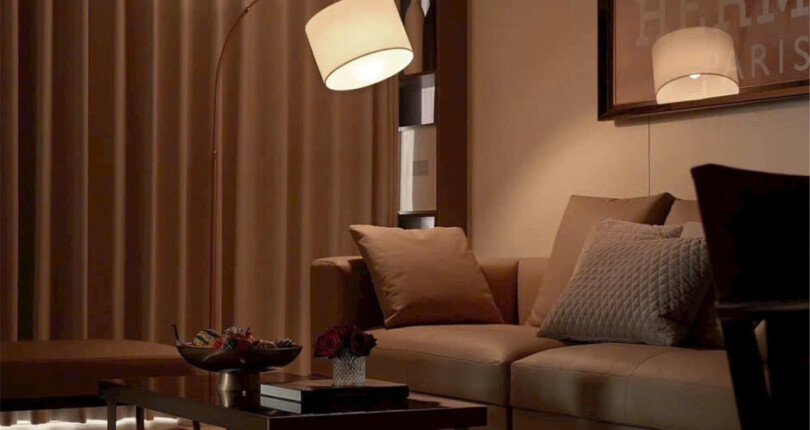 can canh phong khach sang trong 810x430 - Giá mua bán căn hộ 2pn lầu 18 chung cư The Panorama Phú Mỹ Hưng T11/2025