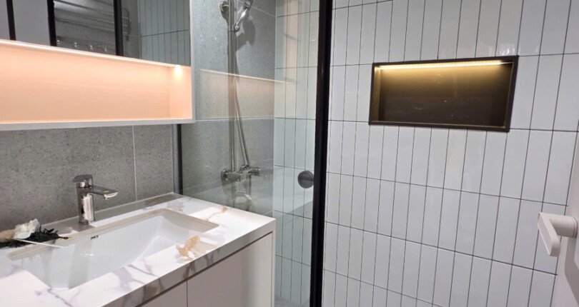 can ho ban co 2 toilet day du thiet bi 810x430 - Giá mua bán căn hộ sân vườn 3pn tòa nhà 6A chung cư Sky Garden 3 phường Tân Hưng T11/2025