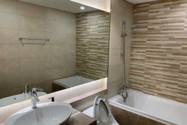 can-ho-co-2-nha-tam-hoan-thien-nhu-hinh