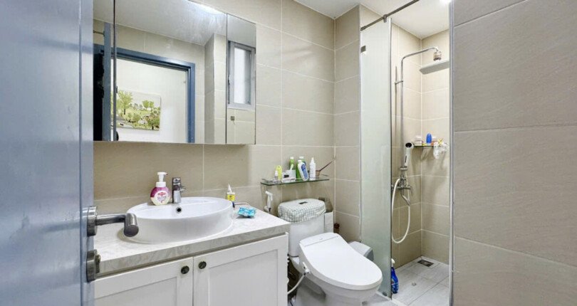 can ho co 2 nha tam hoan thien nhu hinh 810x430 - Giá mua bán căn hộ 3pn tòa E chung cư Scenic Valley 1 phường Tân Mỹ T11/2025