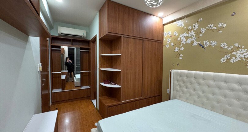 cho thue can ho hung phuc 1 7 810x430 - Cho thuê căn hộ Hưng Phúc 1. DT 77m2 Nhà rất đẹp- View biệt thự- Lầu cao không ồn- 2 Phòng ngủ-2wc Giá thuê 20 Triệu/Tháng