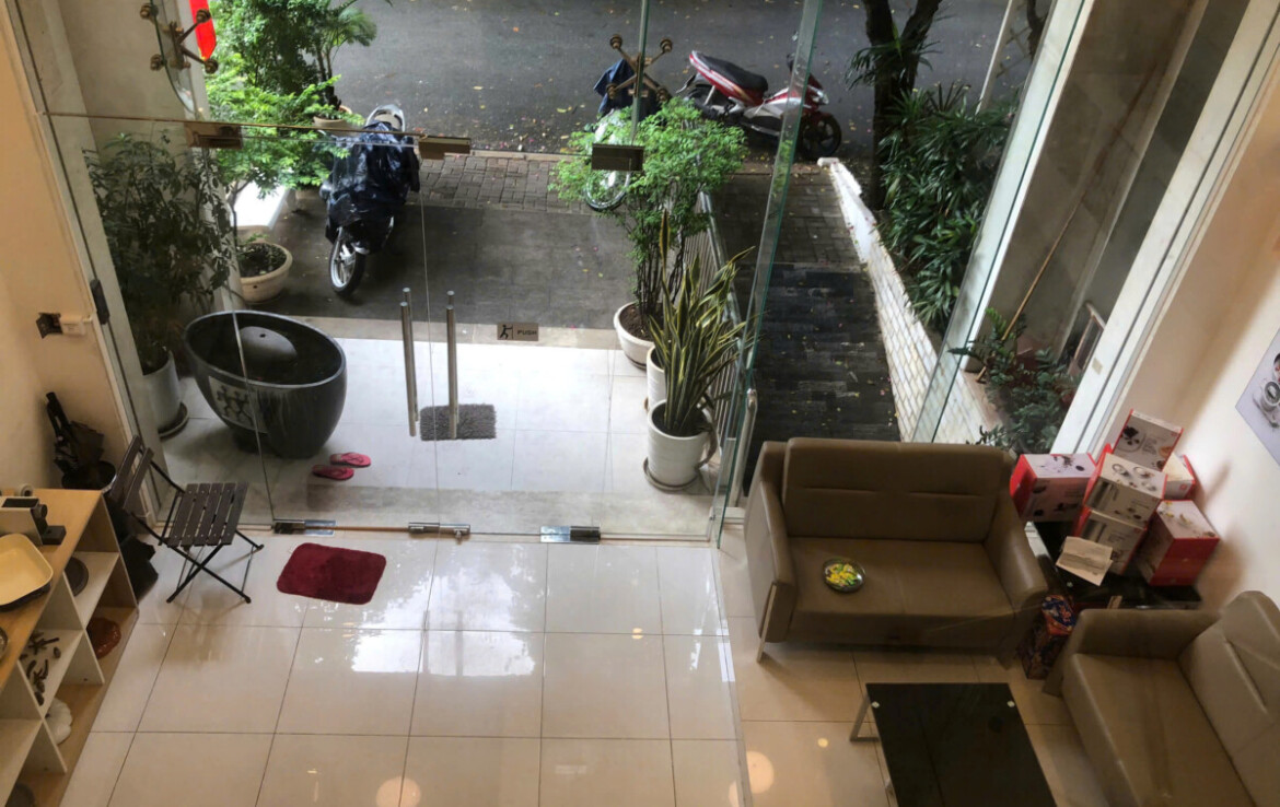 cho thue nha pho hung phuoc 1 1170x738 - Cho thuê nhà phố Khu Hưng Phước Phú Mỹ Hưng. DT 300m2 gồm hầm trệt lửng 3 tầng. Có thang máy- Giá 70 Triệu/Tháng