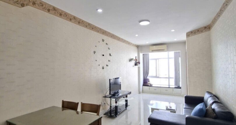 gen h z7226193074019 cec4ed154b181bb90697f6b8540efddd 1 810x430 - Cho thuê căn hộ Sky garden 3. DT 56m2 Thiết kế 2 Phòng ngủ-1wc- Nội thất như hình-Lầu cao mát- Giá 12 Triệu/Tháng