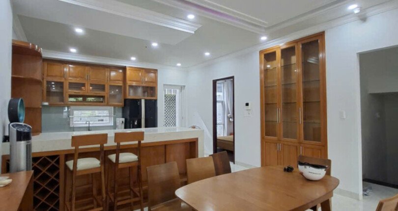 gen h z7243062681687 fd4facee619c4a85fd5c4666e6177429 810x430 - Cho thuê biệt thự Nam Thông Phú Mỹ Hưng. DT 300m2 Nhà đẹp- khu vực an ninh, yên tĩnh- 5 Phòng ngủ-4wc có hầm xe. Giá thuê 70 Triệu/Tháng