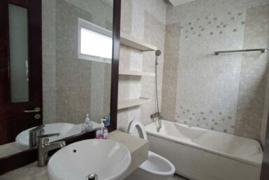 gen-h-z7243068137679_d4a0353c78189a59ecb08ccd80775723