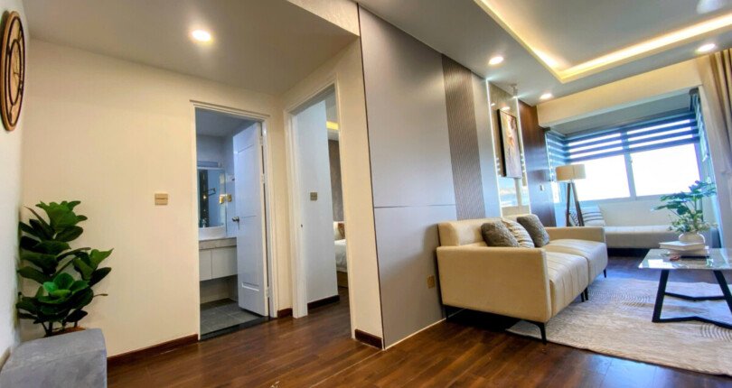 goc phong khach can ho ban 810x430 - Giảm giá bán gấp căn hộ 3pn chung cư Mỹ Khánh, 118m2, nội thất cao cấp, giá còn 9,3 tỷ