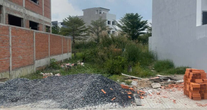 hinh anh mua ban dat nen kdc thanh nhut nha be t11 2025 810x430 - Giá mua bán đất nền nhà phố dãy G đường Nội khu Thanh Nhựt Nhà Bè T11/2025